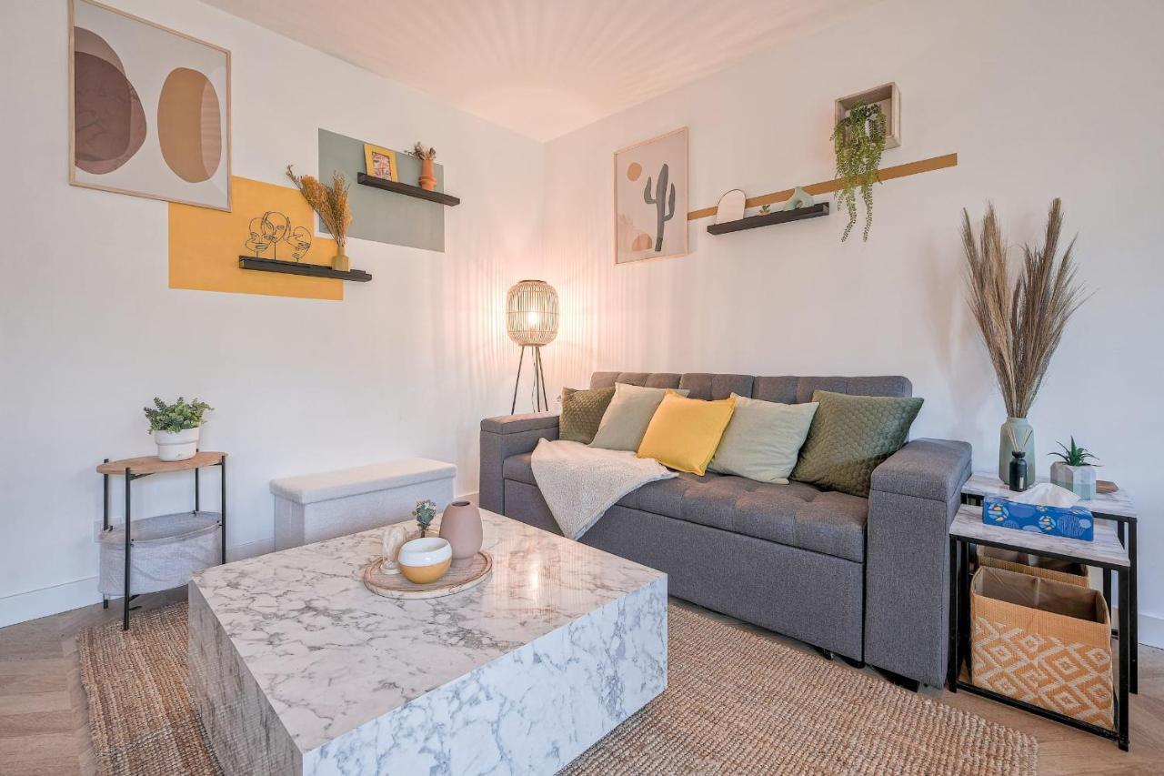 Emma - F3 Apartment With A Garden Монтеврен Экстерьер фото