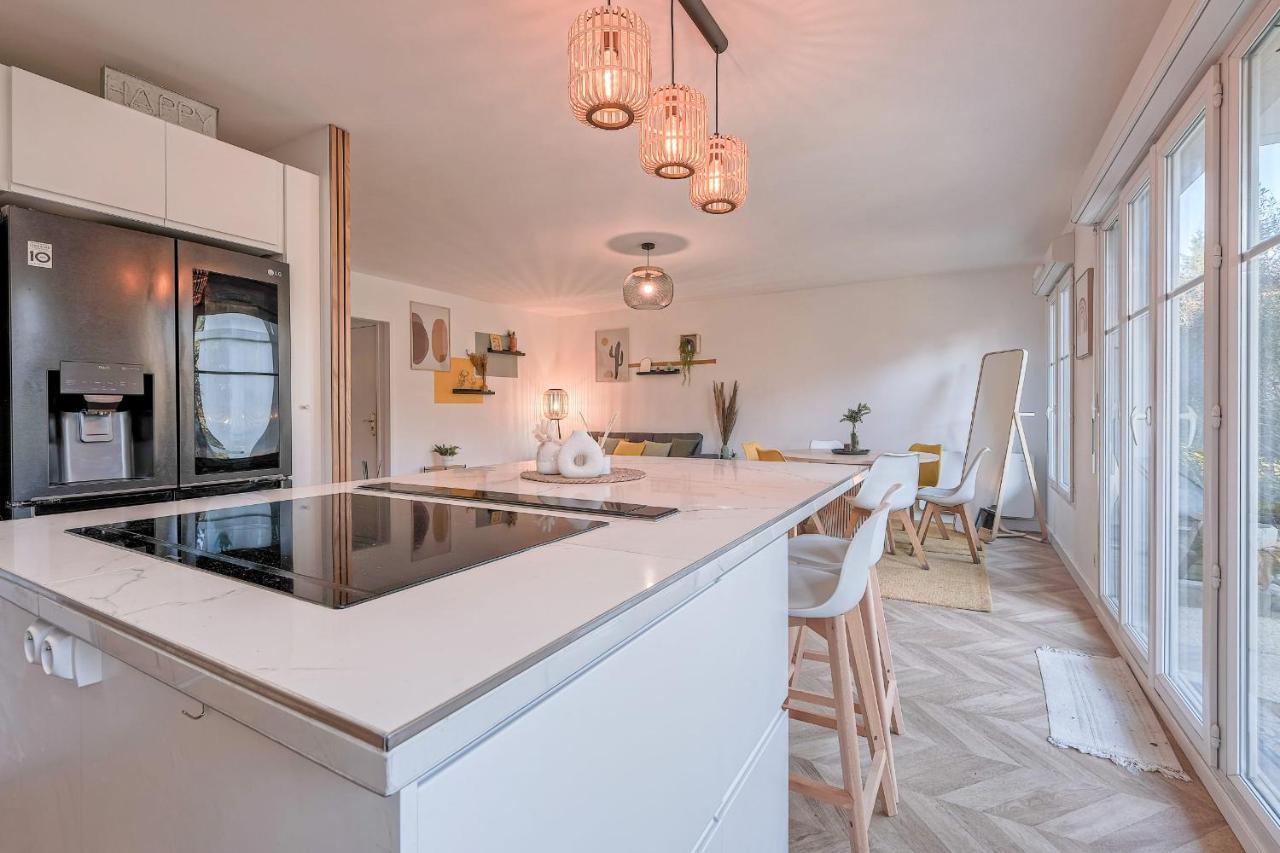 Emma - F3 Apartment With A Garden Монтеврен Экстерьер фото